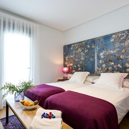 Apartamentos Rg Plaza De Espana Séville Extérieur photo