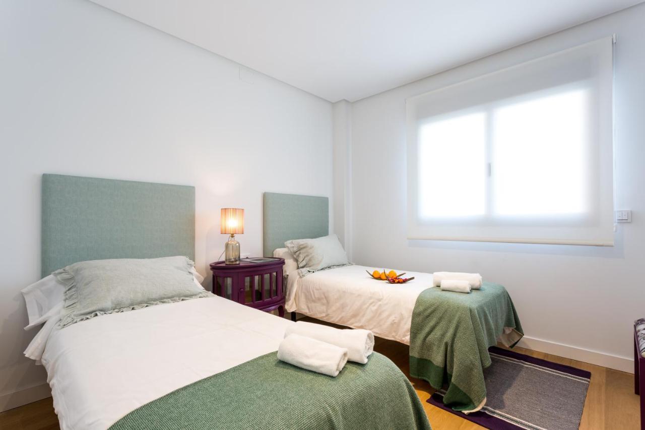 Apartamentos Rg Plaza De Espana Séville Extérieur photo
