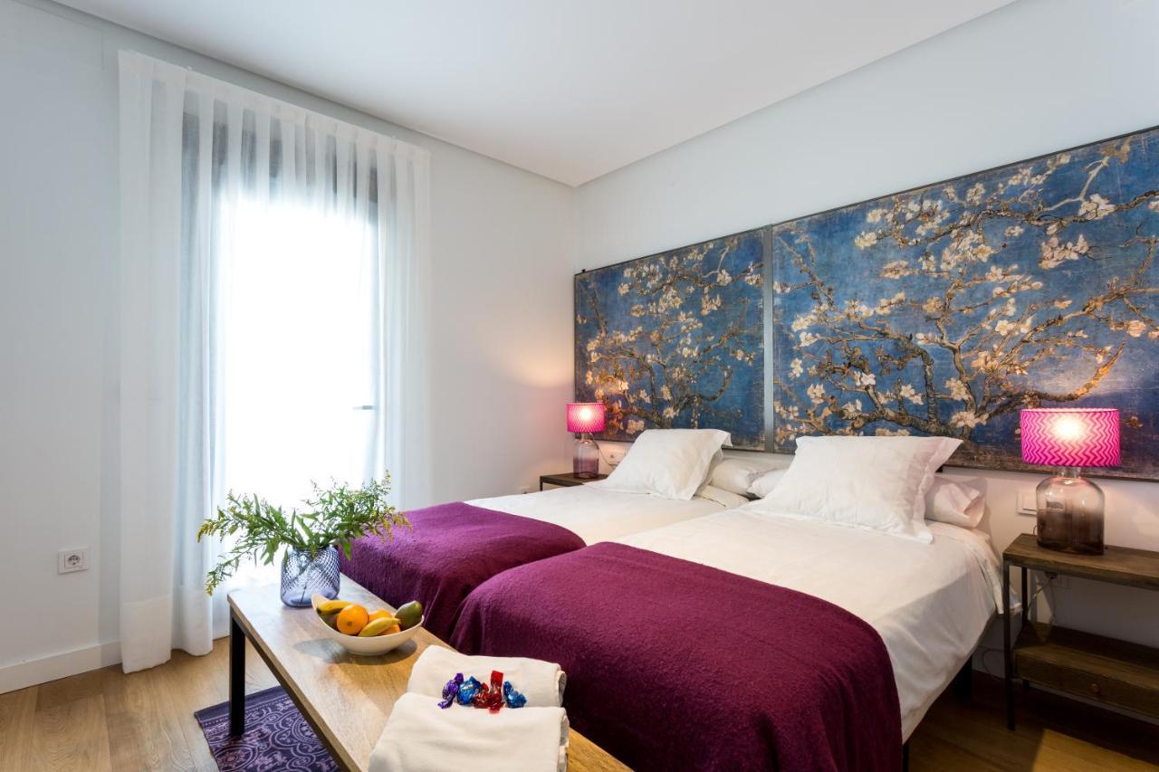 Apartamentos Rg Plaza De Espana Séville Extérieur photo