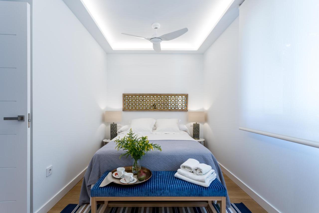 Apartamentos Rg Plaza De Espana Séville Extérieur photo